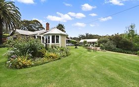 Clovelly Cottage - Cosy Metung Escape